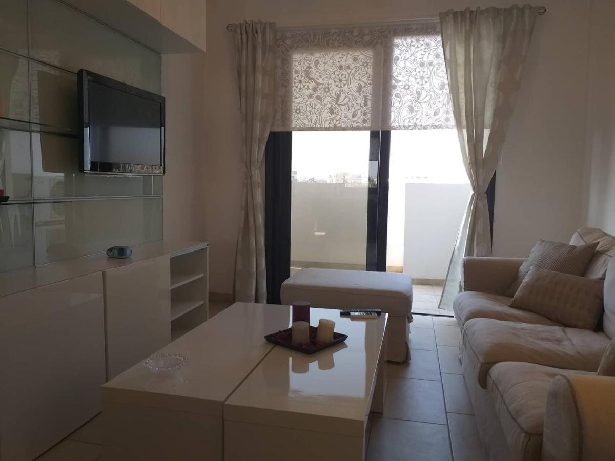 Horizon Luxury Apartment 4 ラルナカ エクステリア 写真
