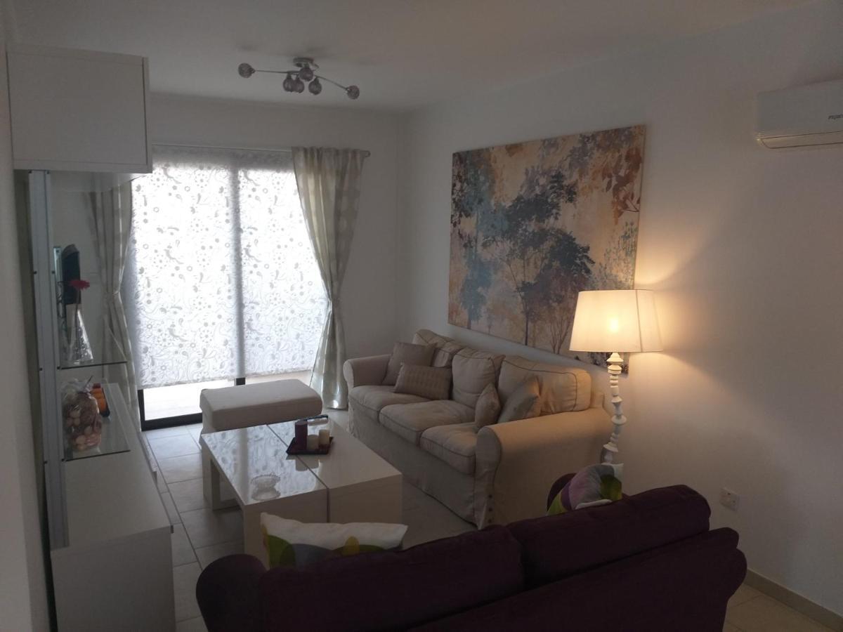 Horizon Luxury Apartment 4 ラルナカ エクステリア 写真